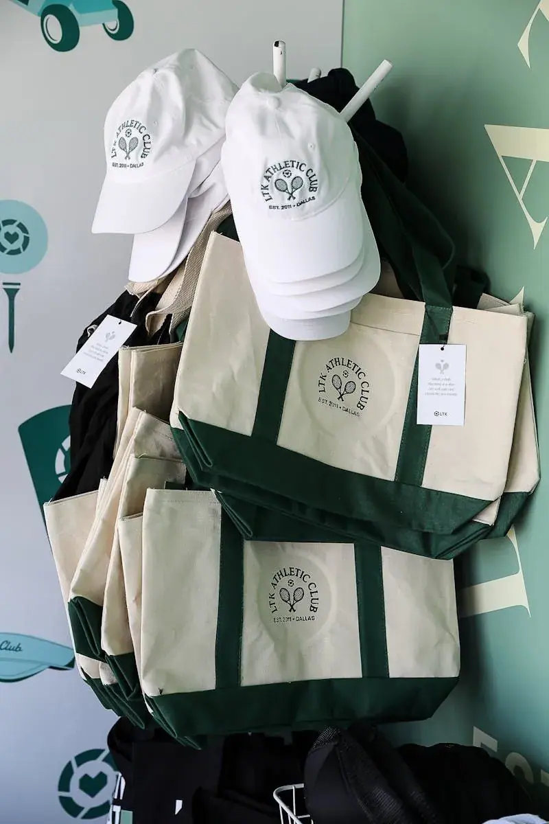 Branded corporate gift & packaging by Yenkey Branding — Dubai, UAE